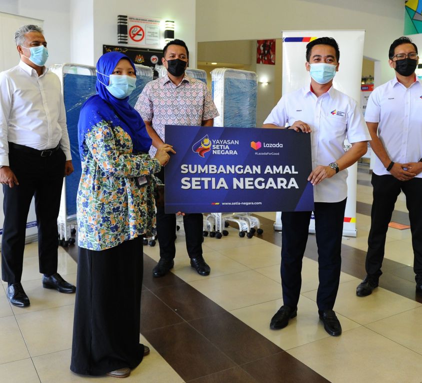 Program Sumbangan Amal Setia Negara di Hospital Shah Alam, Selangor
